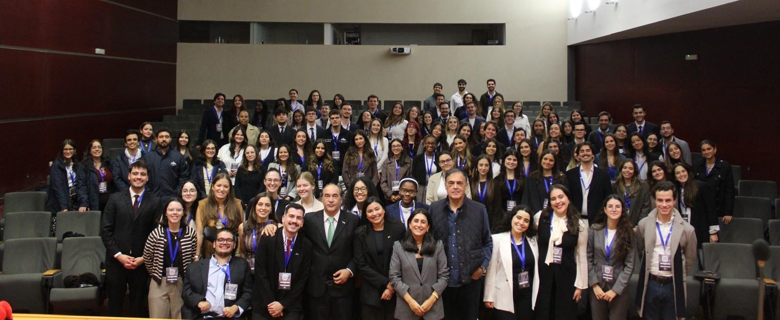 8eebe8a6-abab-4e48-92d4-ac3b2305ffad